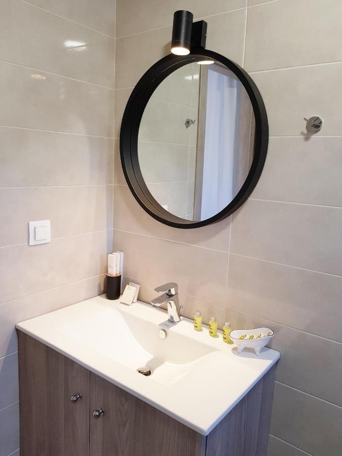 Houmas Apartments Yialos Ngoại thất bức ảnh